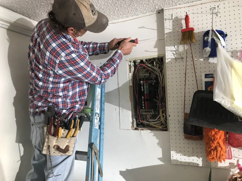 Slide of Central Texas Electric