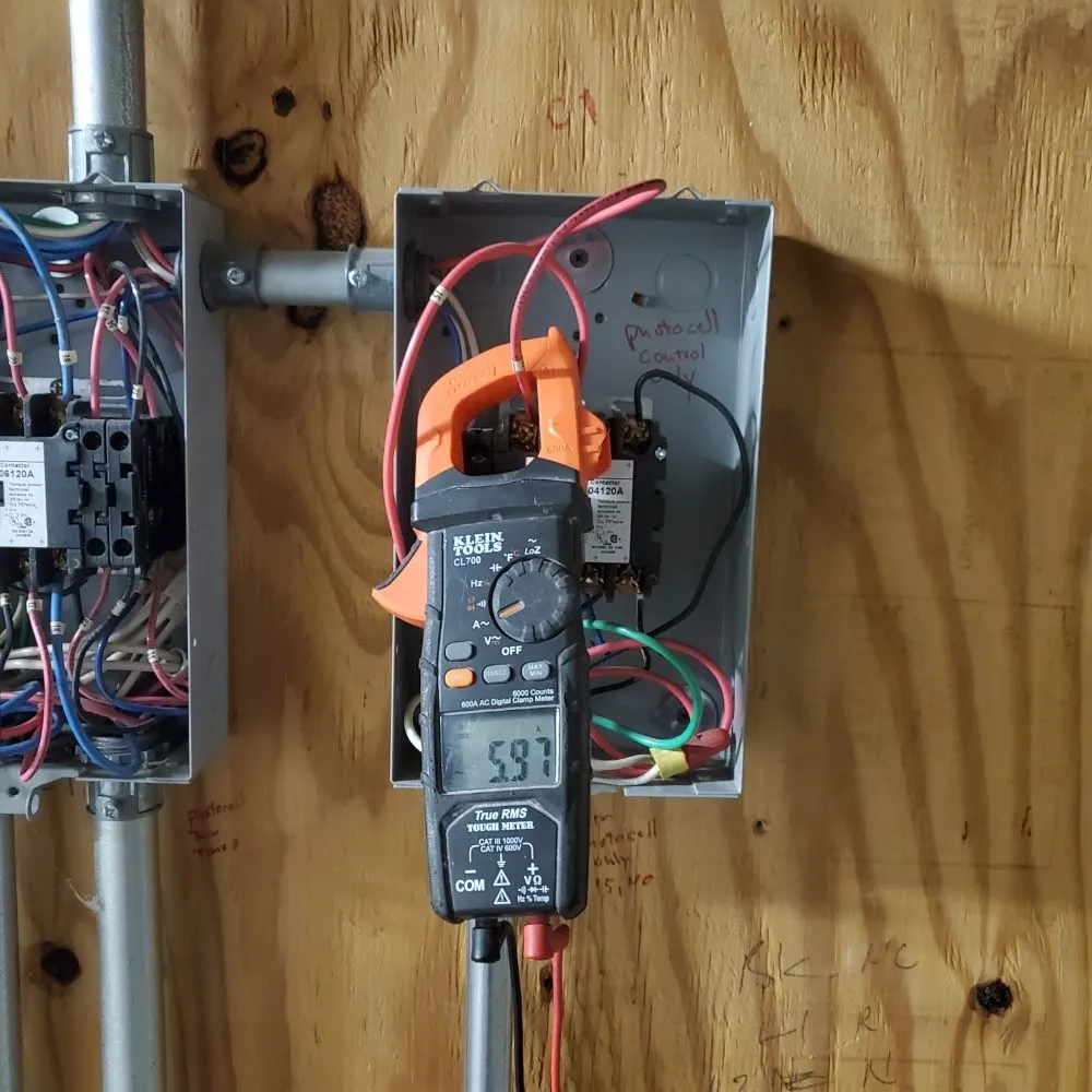 Slide of Cerda Electric