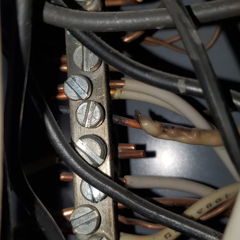 Slide of Cerda Electric