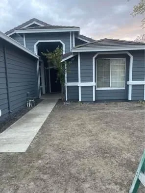 Slide of Cesar Handyman