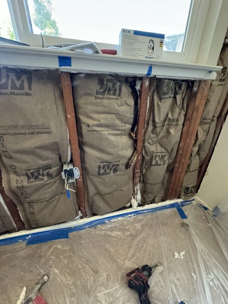 Slide of Cesar Handyman