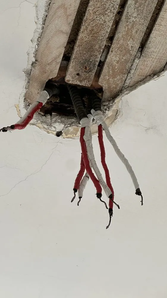 Affordable circuit breaker repair service in ,  - C.Footman Electrical services