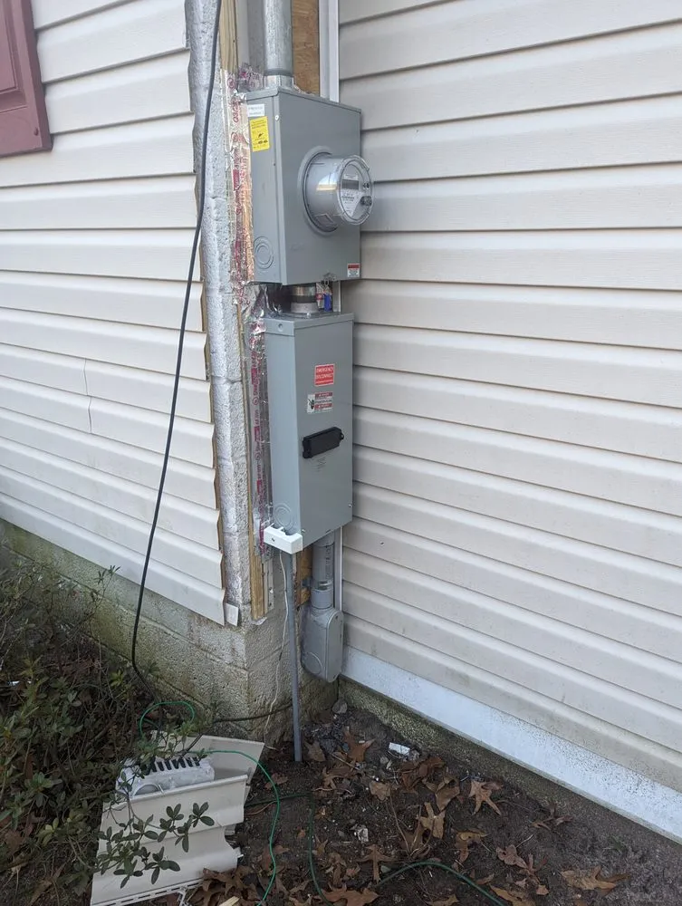 Affordable electrician providing emergency electrical service in Wagram, NC - CGA Electric