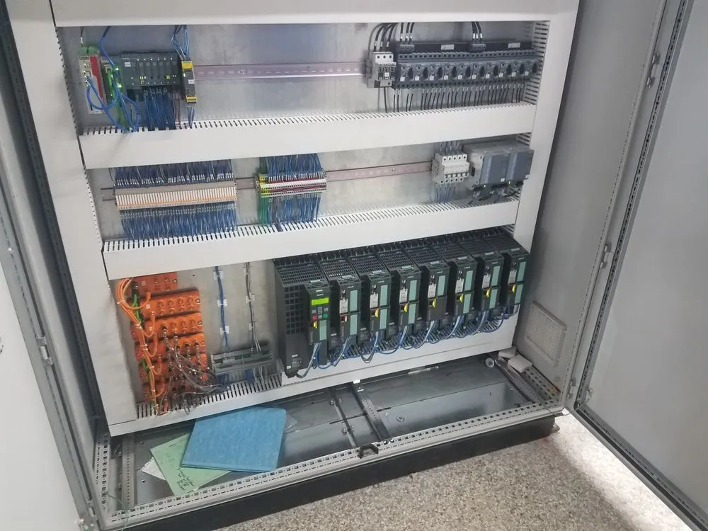 Certified electrician providing emergency electrical service in Wagram, NC - CGA Electric