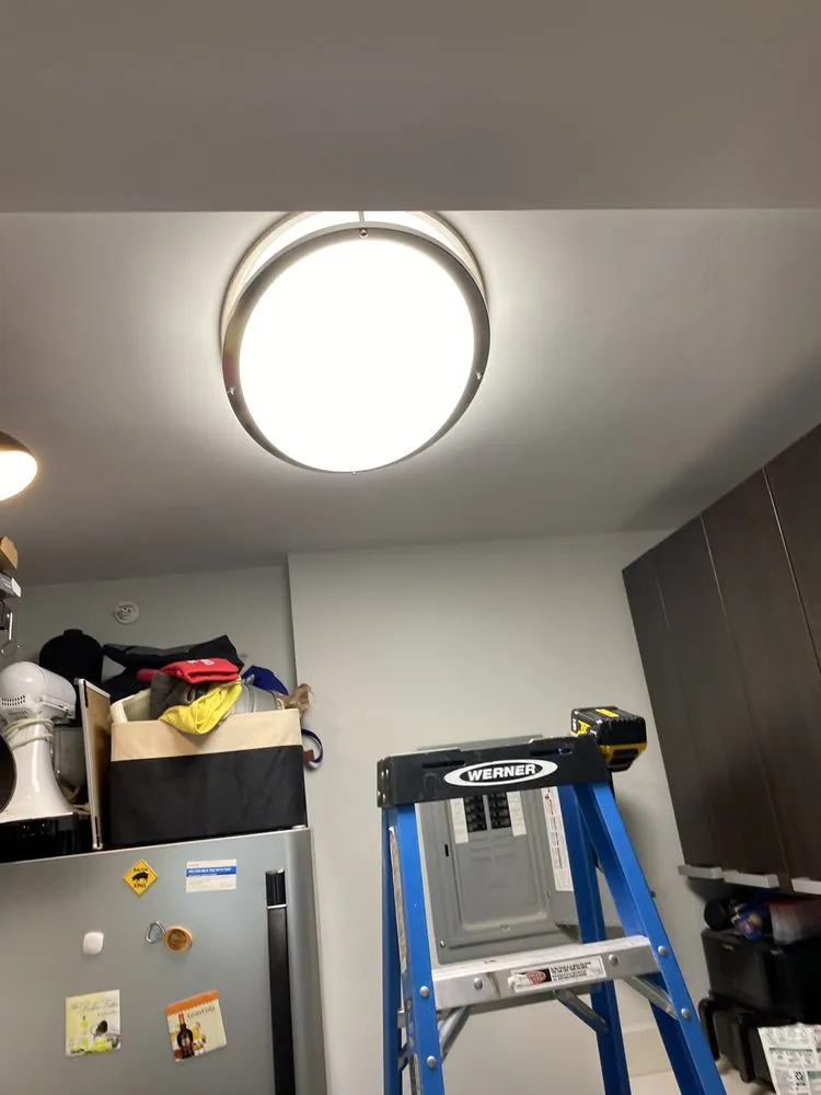 Slide of Chacon Electric B