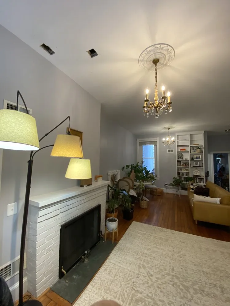 Slide of Chacon Electric B