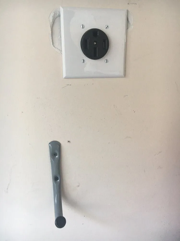 Slide of Chams Electrical Services