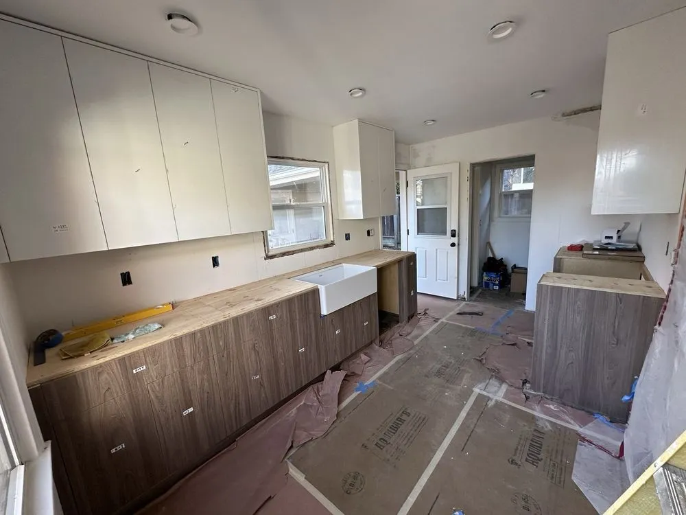 Slide of Chan Handyman