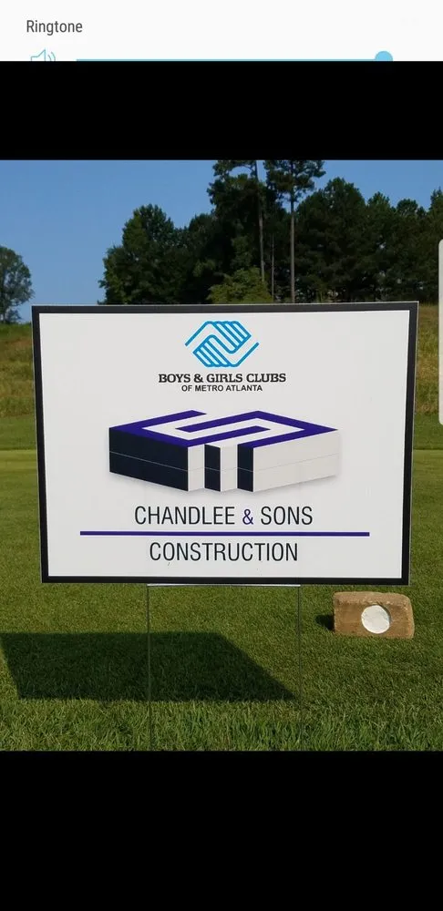 Affordable electrician providing emergency electrical service in , 