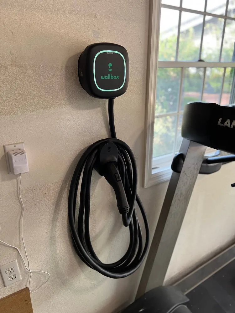 Slide of Charged Up EVs