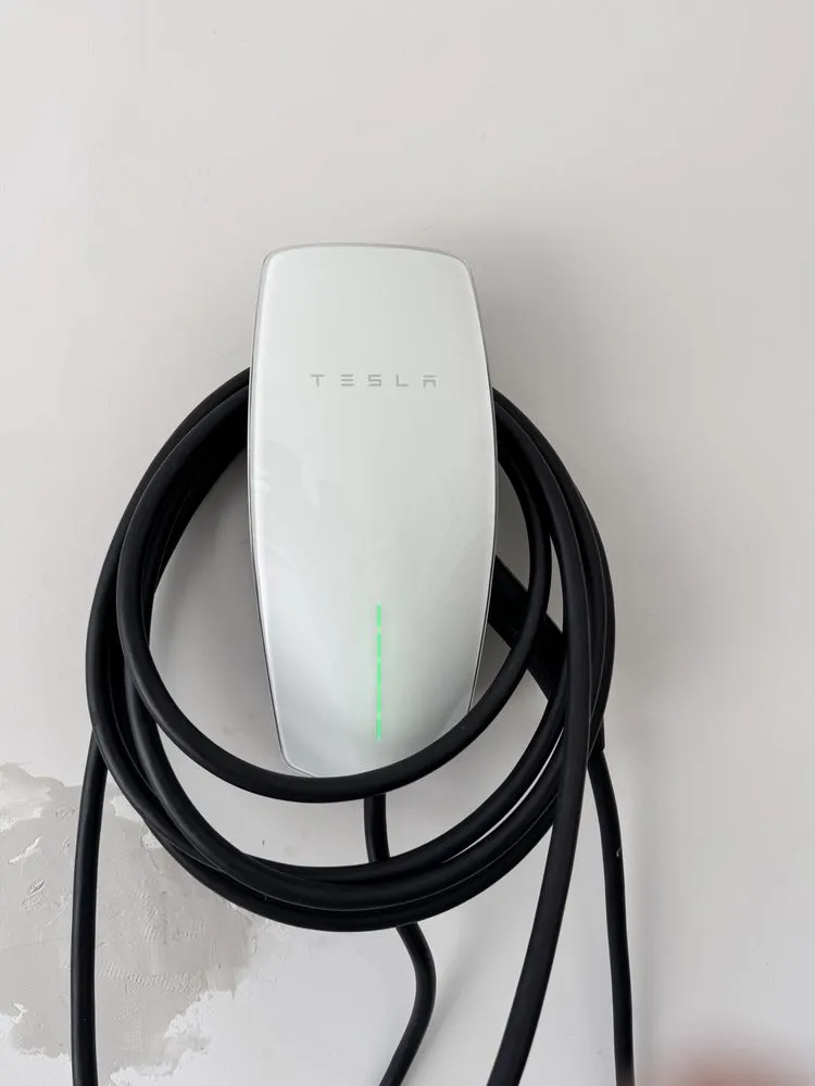 Slide of ChargePlus