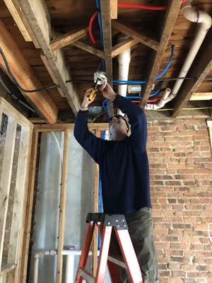 Charles Defraia Electrician