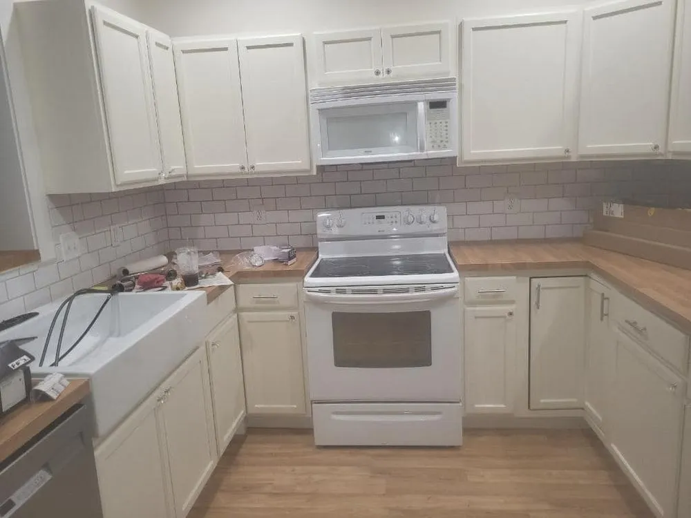 Slide of Charleston's Workaholics