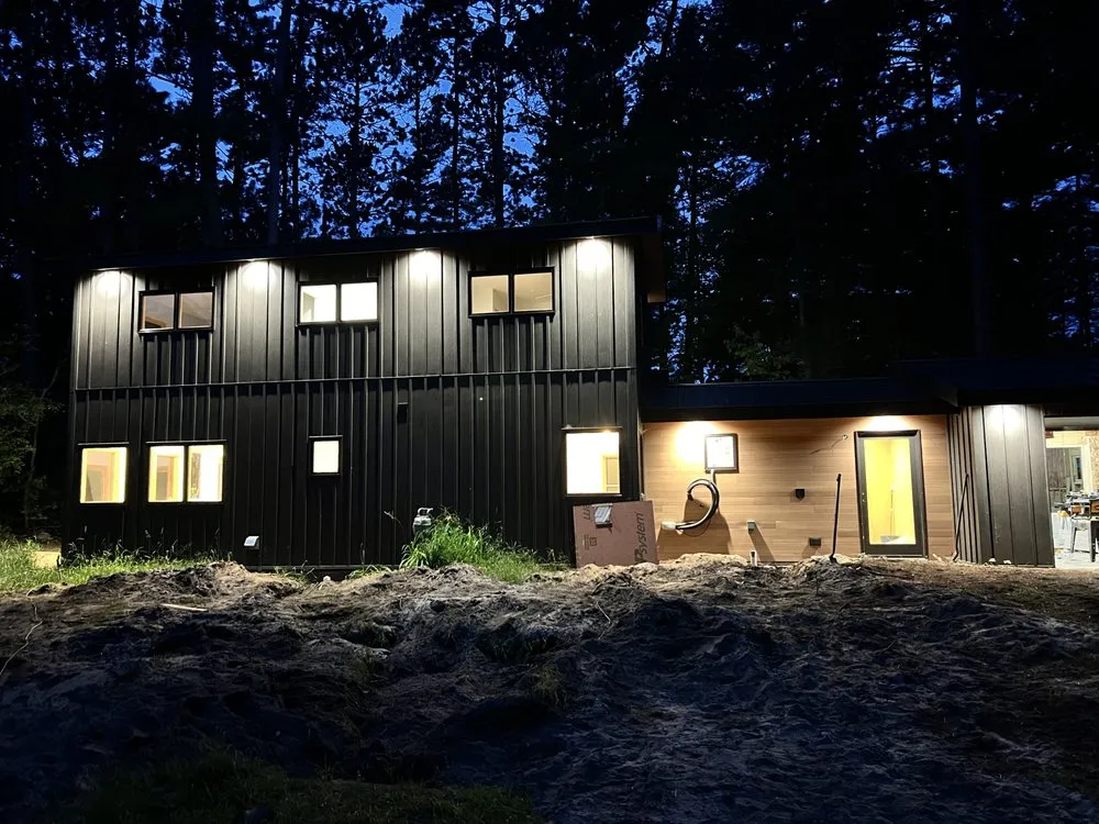 Slide of Charlevoix Electric