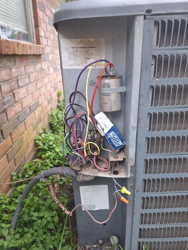 Slide of Charly’s Construction