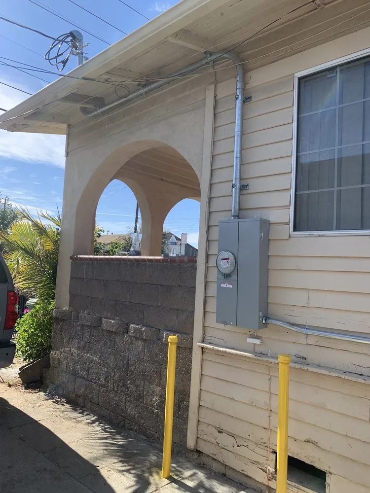 Slide of Chavarria’s Electric