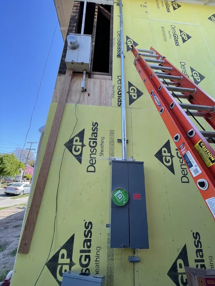 Slide of Chavarria’s Electric