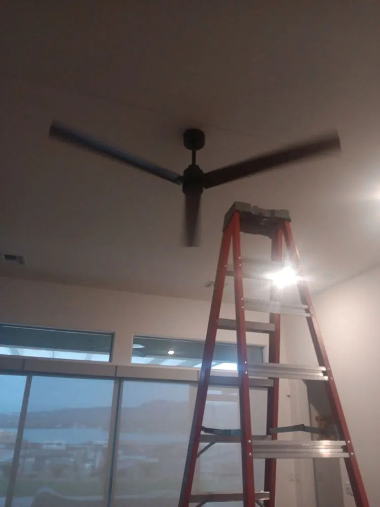 Slide of Chavez electric