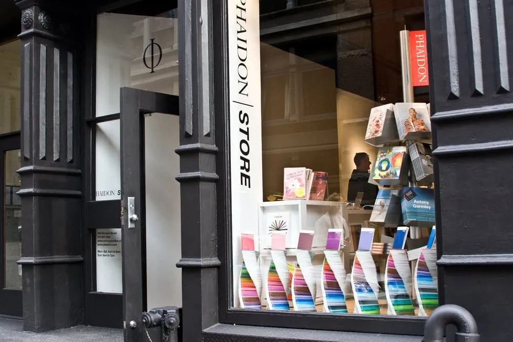 Slide of Checo Electric