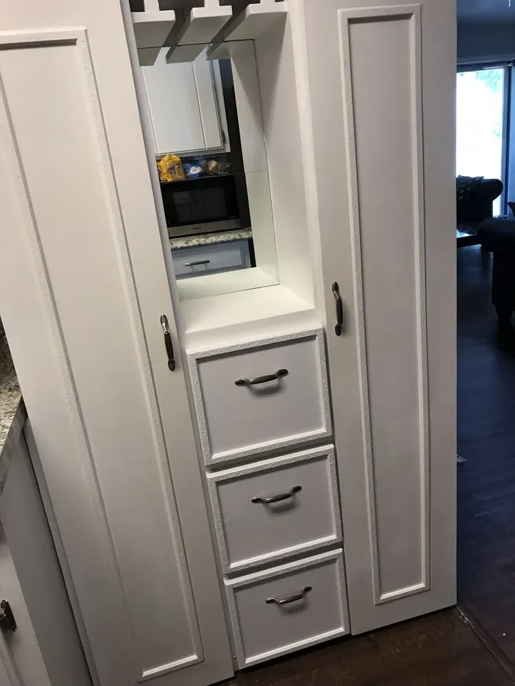 Slide of Chepito Handyman and remodeling