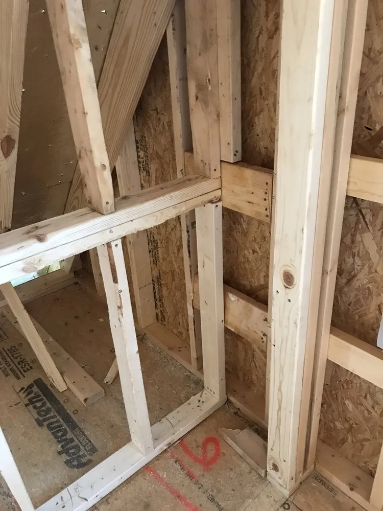 Slide of Chepito Handyman and remodeling