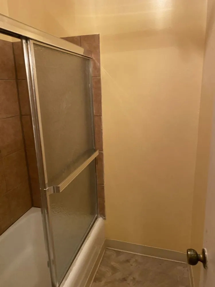 Slide of Chepito Handyman and remodeling