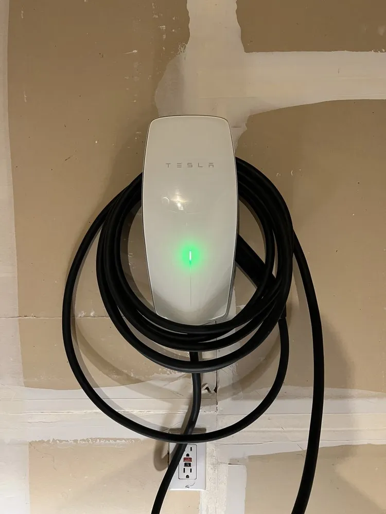 Slide of Chieftain Electric