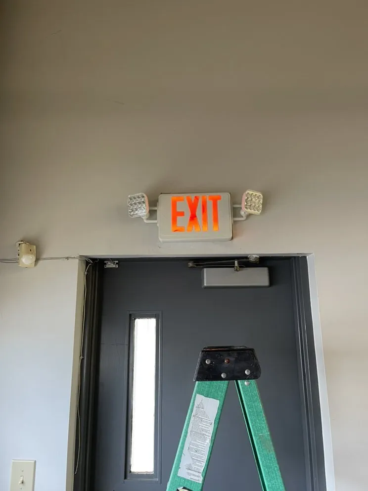 Slide of Chill Electric