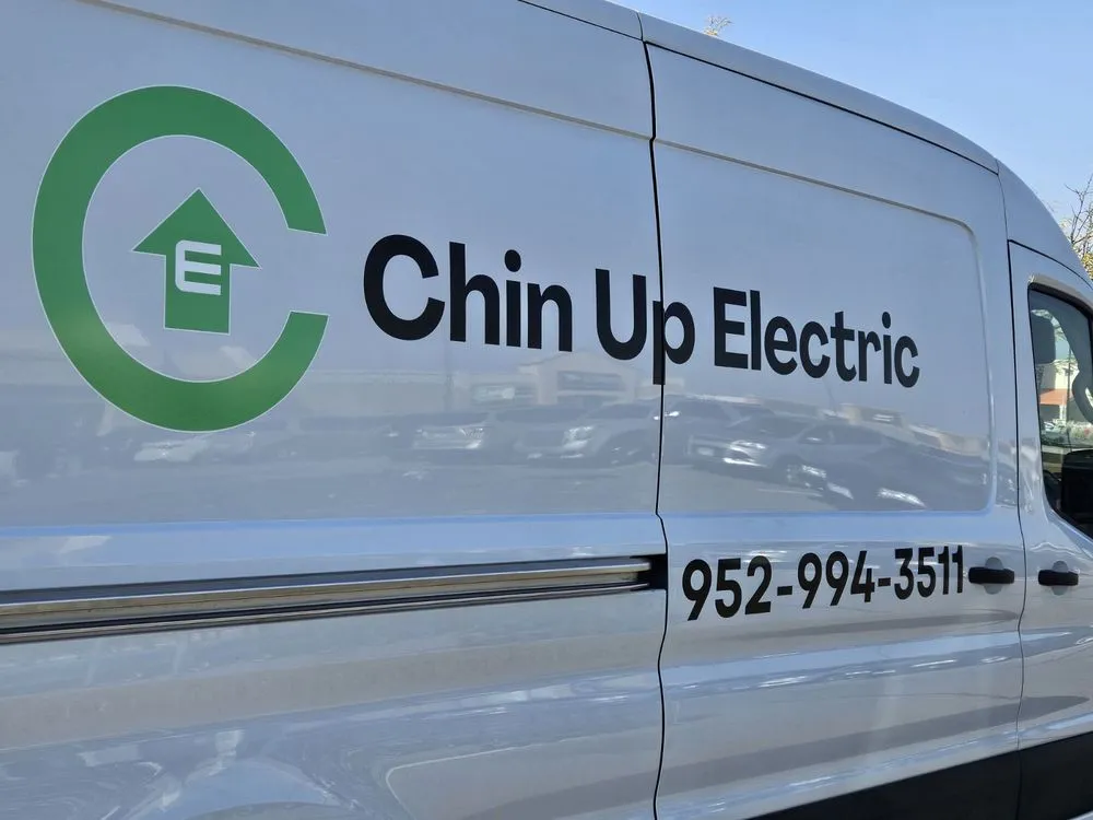 Slide of Chin Up Electric