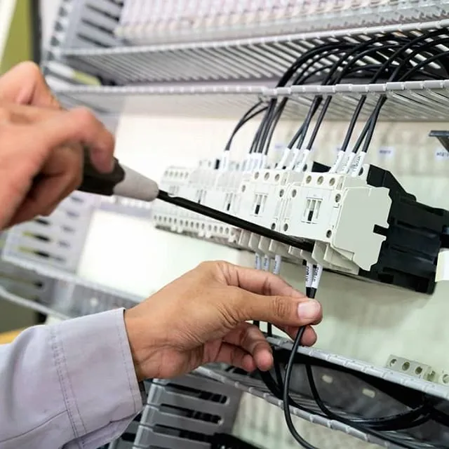 Slide of Chinatown Emergency Electrician