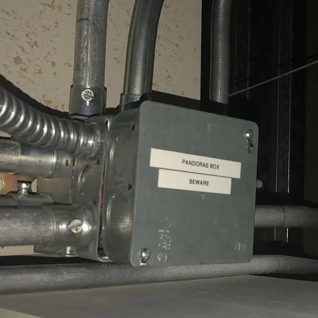 Slide of Chinatown Emergency Electrician