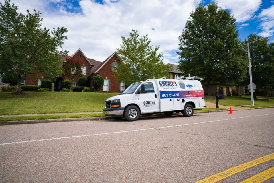 Affordable electrician providing emergency electrical service in , 