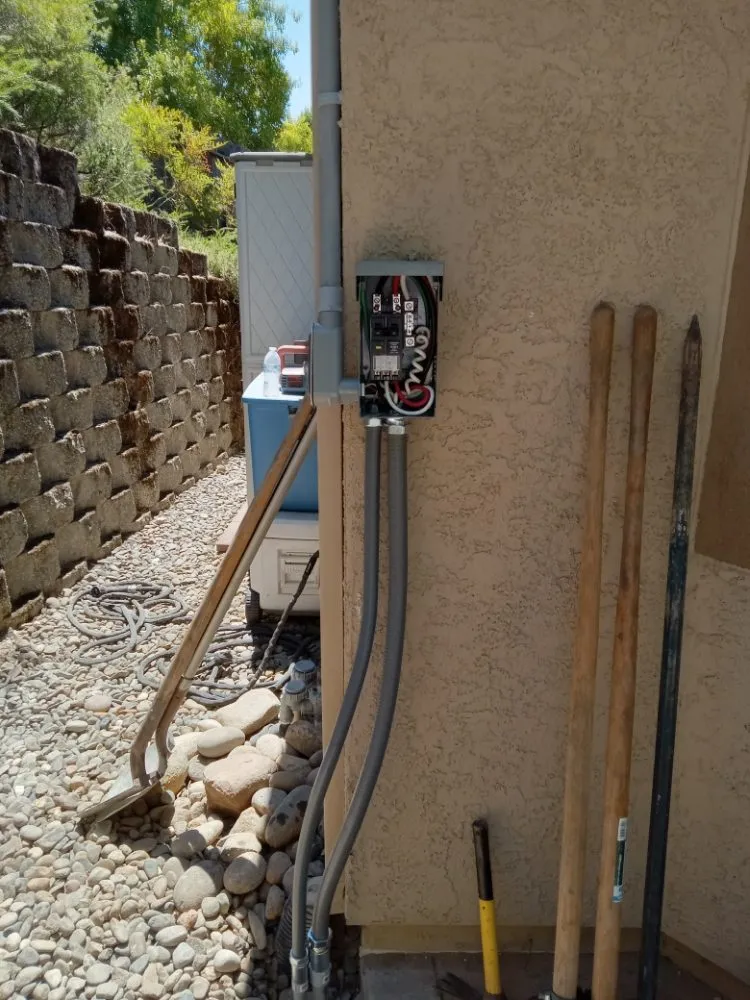 Professional electrician providing electrical repair in Citrus Heights, CA - Chris Crockett Electric