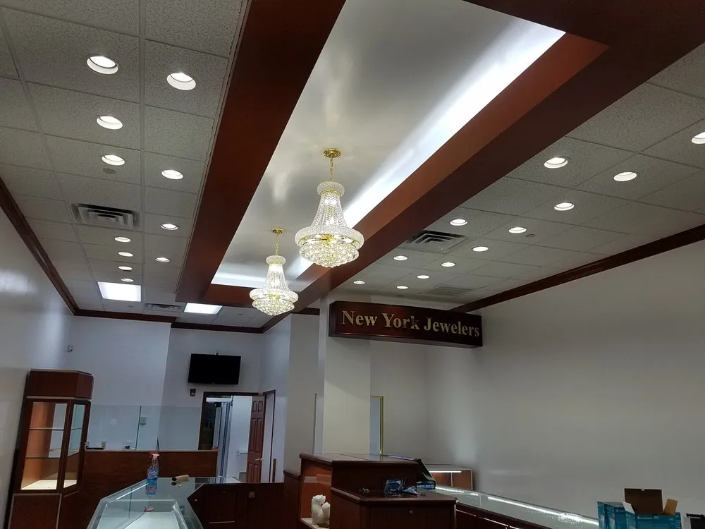 Slide of Chris Handyman