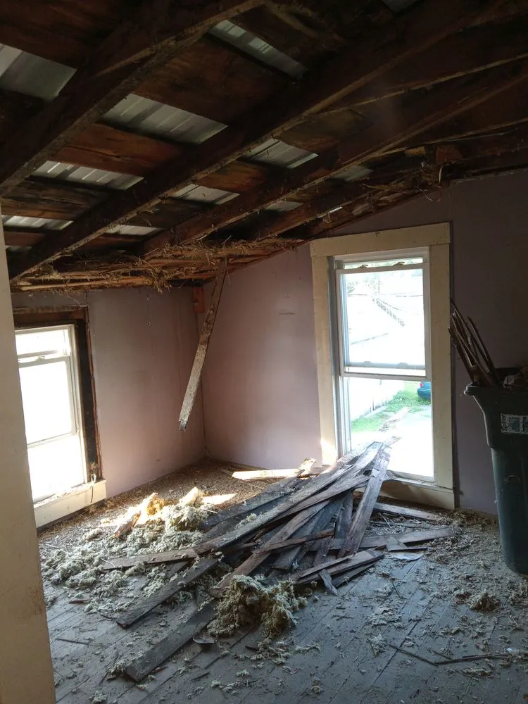 Licensed outlet and switch repair service in Middleburg, KY - Chris Hatter Construction