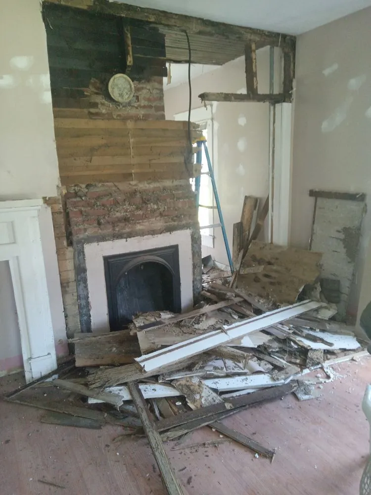 Affordable electrician providing outlet and switch repair in Middleburg, KY - Chris Hatter Construction