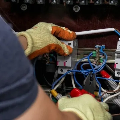 Christopher McGhee Electrician