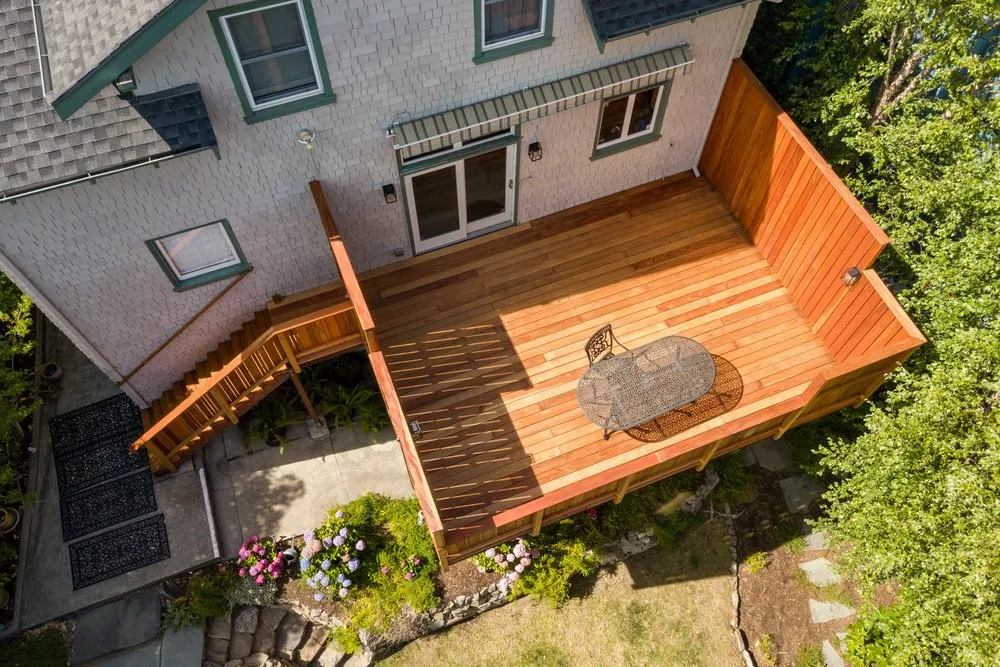 Licensed outlet and switch repair experts serving ,  - Christopher Stoehr Construction