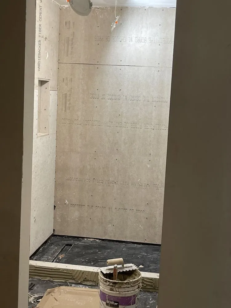 Professional electrician providing circuit breaker repair in ,