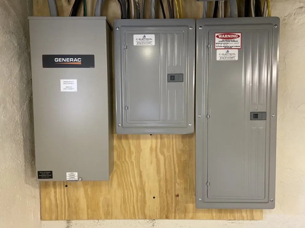 Licensed electrician providing emergency electrical service in Thornton, PA - CI Electrical Contractors