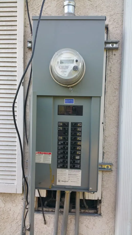 Slide of Cinc Tech Electric