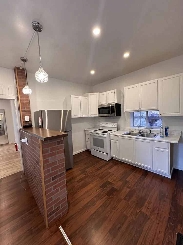 Slide of Cintron Electrical Services and Lighting LLC