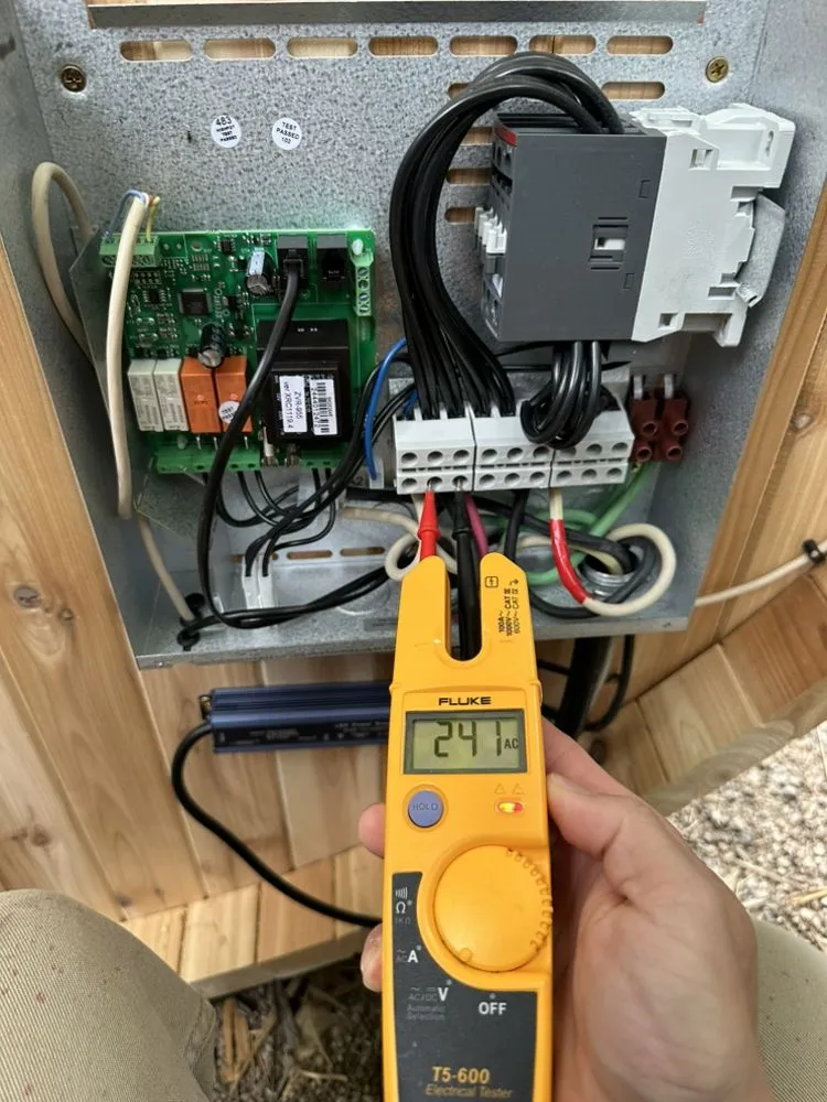 Slide of Cir Sparky Electric