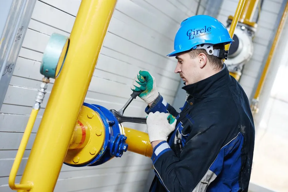 Slide of Circle L Industries