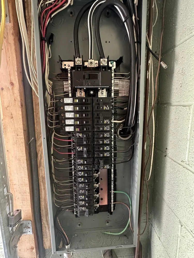 Slide of Circuit Commanders