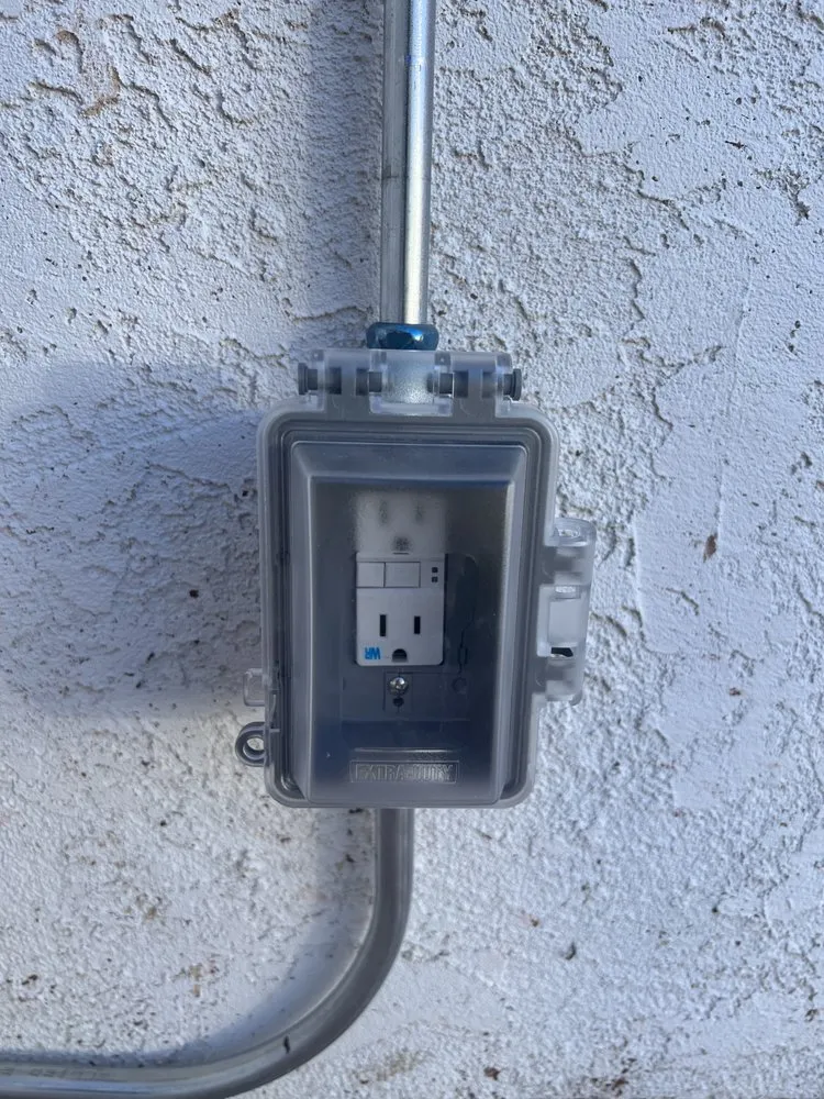 Slide of Circuit Heroes