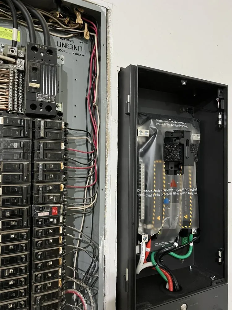 Expert outlet and switch repair service in Spokane, ID - Circuit Masters