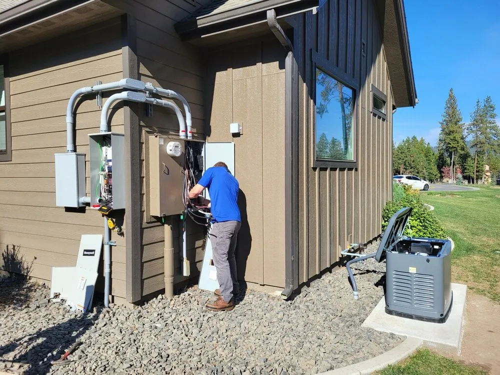 Expert electrician providing electrical repair in Spokane, ID - Circuit Masters