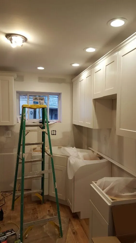 Emergency electrician providing electrical repair in Feasterville-Trevose, PA - City Wide Electric
