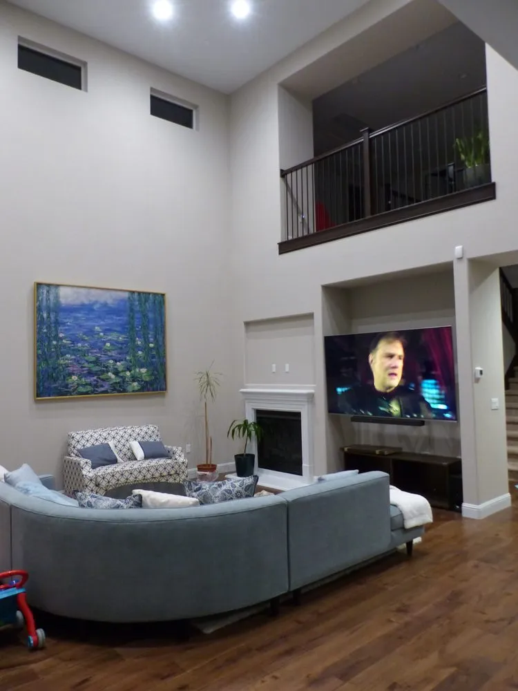 Slide of CJ Bradley's Electric